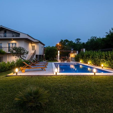 Villa Latica Dicmo Eksteriør billede